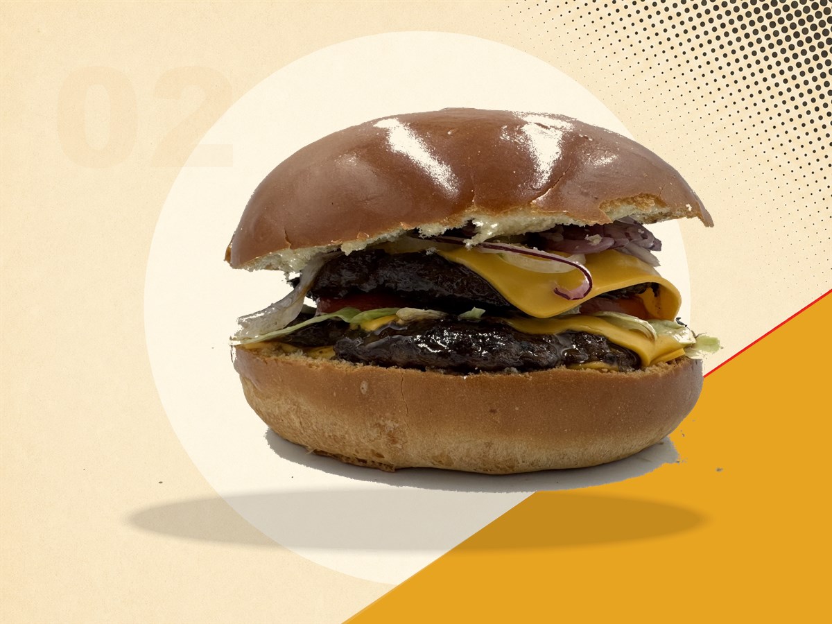 Triple Cheddar Beast – marhahúspogácsa, tripla cheddar sajt